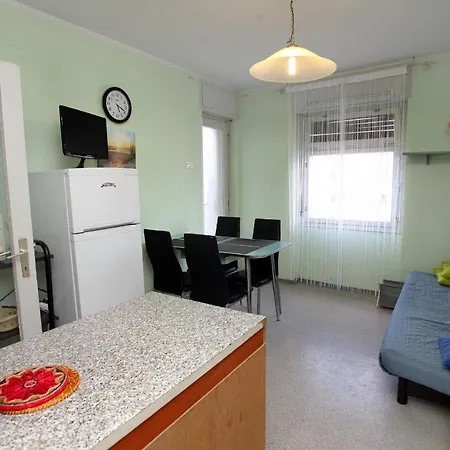 Cvetko Apartment *